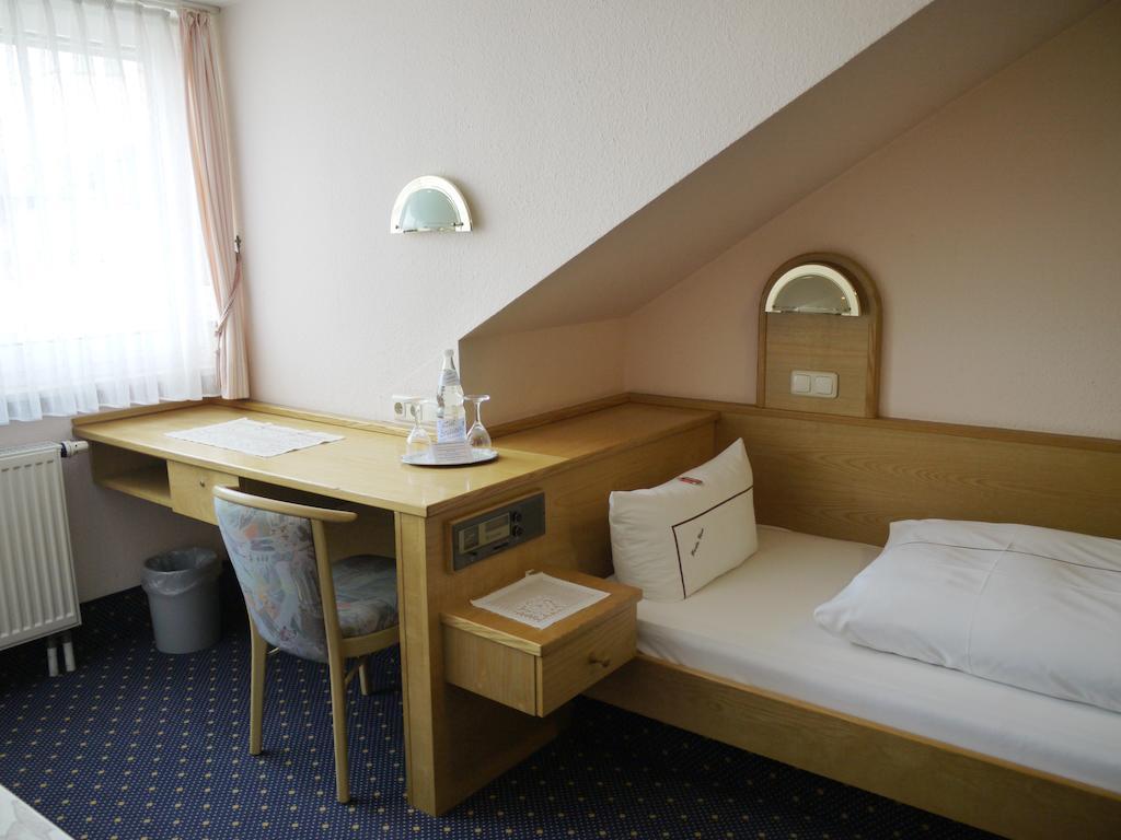 Hotel Ebner Bad Konigshofen Ruang foto