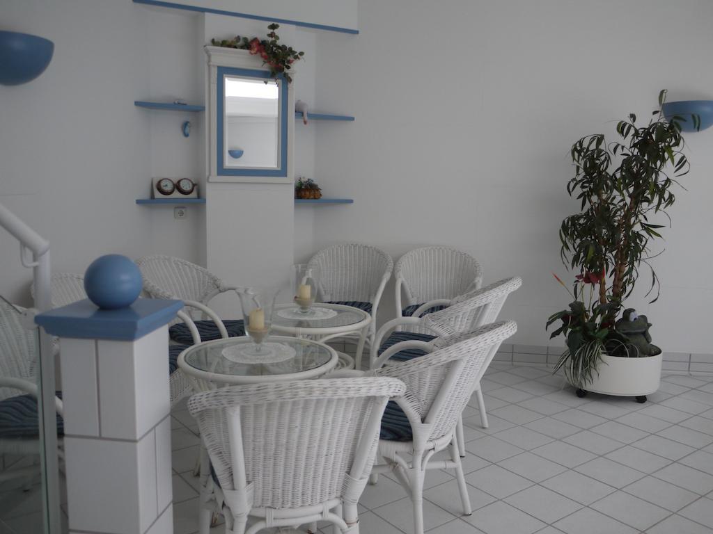 Hotel Ebner Bad Konigshofen Bagian luar foto