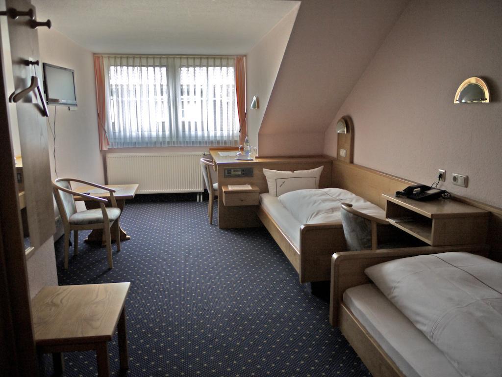 Hotel Ebner Bad Konigshofen Ruang foto